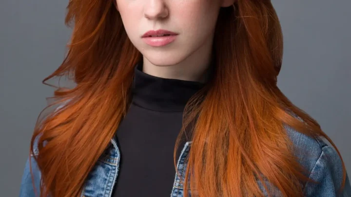 Ana Saia Biography: Age, Net Worth, Height, Boyfriend, Nationality, TikTok, Songs, Career