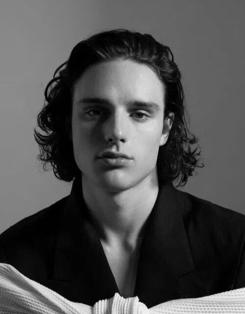 Harry Collett Biography: Girlfriend, Height, Net Worth, Age, Awards, Instagram, Movies, Religion, Ethnicity