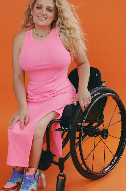 Ali Stroker Biography: Age, Husband, Children, Net Worth, Career, Height, Movies, Wiki, Songs