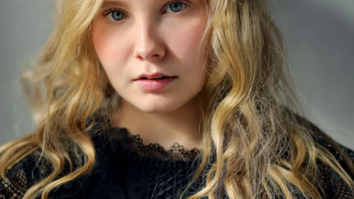 Maddie Evans Biography: Parents, Net Worth, Awards, Height, YouTube, Boyfriend, Movies