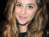 Alisan Porter Biography: Age, Movies, Net Worth, Husband, Children, Height, Songs, Broadway