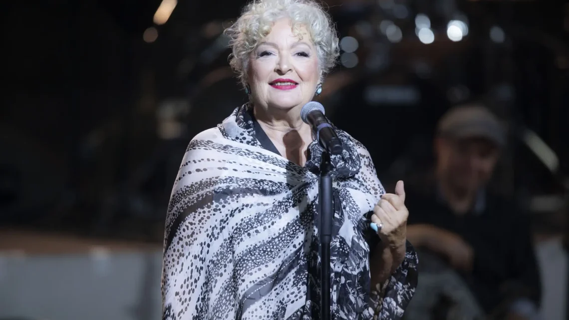 Tania Tsanaklidou Biography: Age, Events, Nationality, Net Worth, Albums, Height, Husband, Ethnicity