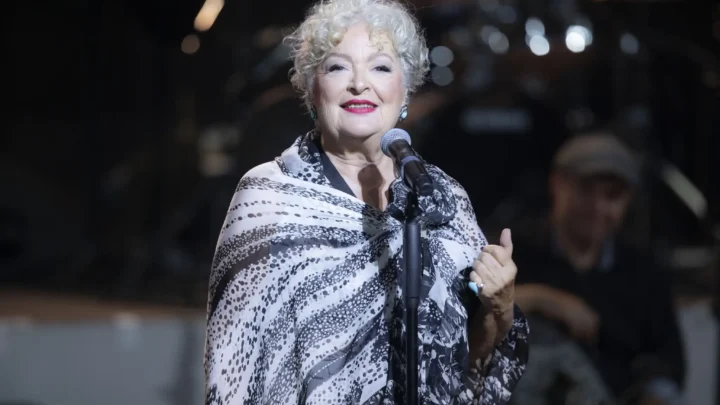 Tania Tsanaklidou Biography: Age, Events, Nationality, Net Worth, Albums, Height, Husband, Ethnicity