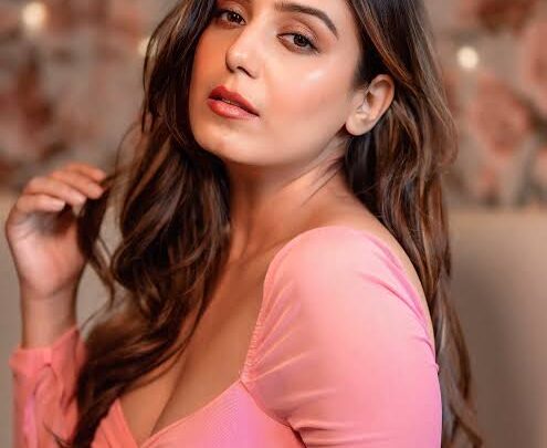 Srishty Rode Biography: Religion, Height, Age, Ethnicity, Net Worth, Movies, Awards, Partner