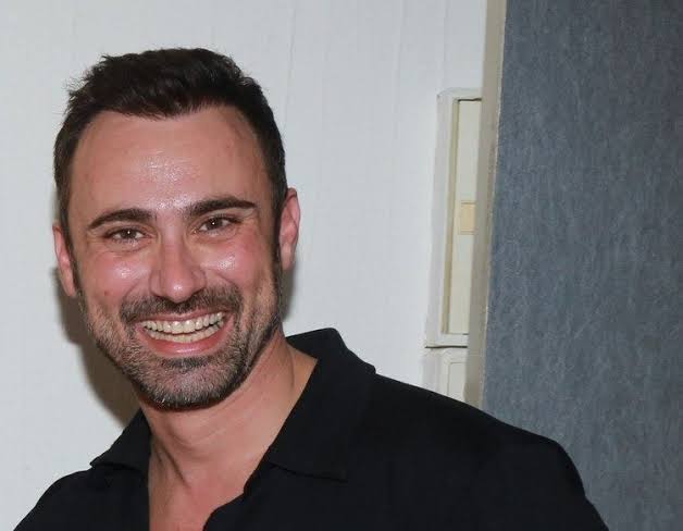 Giorgos Kapoutzidis Biography: Parents, Age, Books, Net Worth, TV Shows, Wife, Kids, Height, Facebook