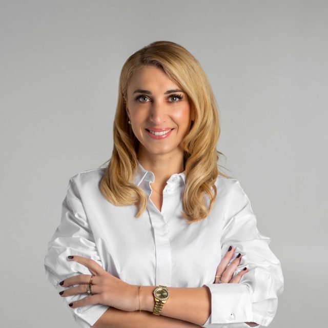 Myrto Kazi Biography: Age, TV Shows, Net Worth, Children, Height, Husband, Nationality, Instagram, Brands