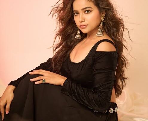 Manisha Rani Biography: Instagram, Net Worth, Age, Height, Movies, Ethnicity, Religion, Boyfriend