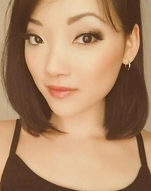 Maria Romano Biography: Podcast, Instagram, Net Worth, Age, Books, Height, Businesses, Parents, Religion, Partner