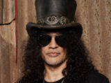 Slash (Musician) Biography: Ex-Wives, Age, Height,  Net Worth, Partner, Children, Songs & Albums, YouTube, Brother