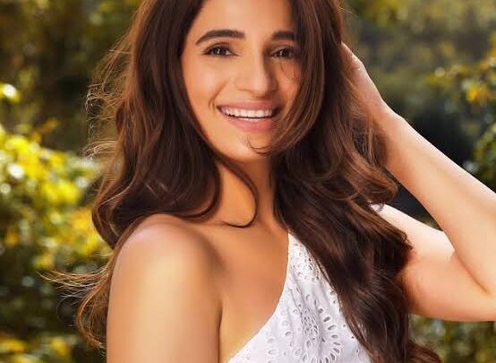 Vinti Idnani Biography: Ethnicity, Parents, Movies, Religion, Age, Height, Awards, Boyfriend