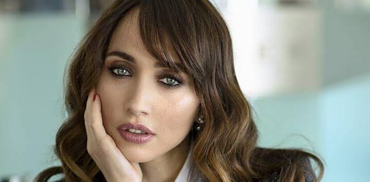 Chiara Francini Biography: Net Worth, Parents, TV Shows, Age, Partner, Height, Movies, Comedy, Books