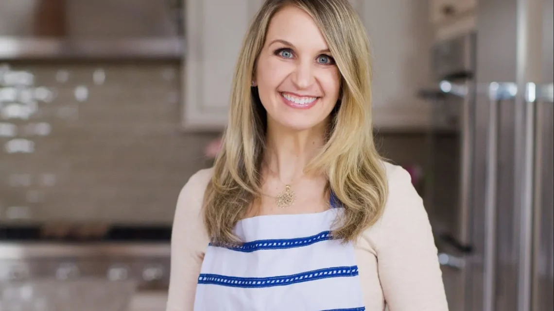 Sally McKenney Biography: Age, Husband, Cookbooks, Net Worth, Career, Blog, Wiki