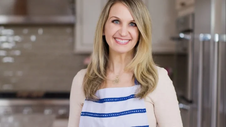 Sally McKenney Biography: Age, Husband, Cookbooks, Net Worth, Career, Blog, Wiki