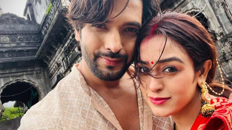 Ashish Dixit’s Wife, Shweta Kanoje Bio: Ethnicity, Parents, Religion, Daughter, Net Worth, Movies, Height, Age