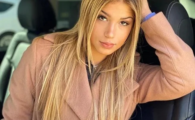 Alice de Bortoli Biography: Net Worth, Spouse, Age, Height, Parents, Modelling Career, Instagram, Ethnicity