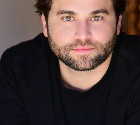 Jake Borelli Biography: Parents, Religion, Height, Age, Ethnicity, Girlfriend, Movies, Instagram, Net Worth, Siblings
