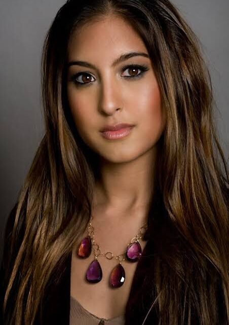 Bikram Choudhury’s Daughter, Laju Choudhury Biography: Net Worth, Age, Sister, Height, Ethnicity, Parents, Religion, YouTube