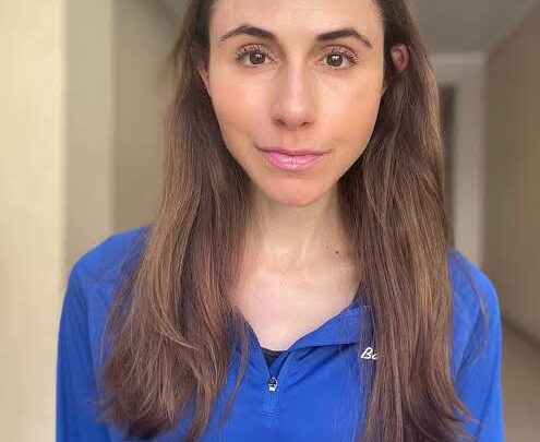 Andrea Suarez Biography: Religion, Height, Ethnicity, Parents, Instagram, Net Worth, Age, Medical Career, Husband, Books