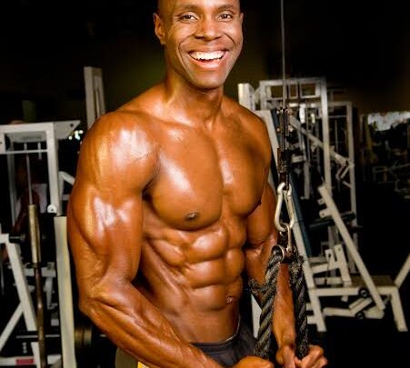 Obi Obadike Bio: Age, Net Worth, Height, Books, Brother, Parents, Fitness, Spouse, TV Shows