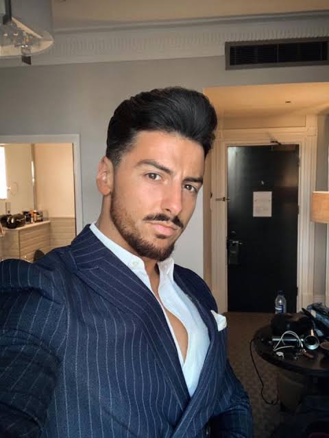 Rowan Row Biography: Fitness, Ethnicity, Girlfriend, Height, Parents, Age, YouTube, Net Worth