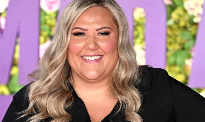 Laura Adlington Biography: Husband, Books, Children, Age, Religion, Instagram, Height, Ethnicity, Net Worth