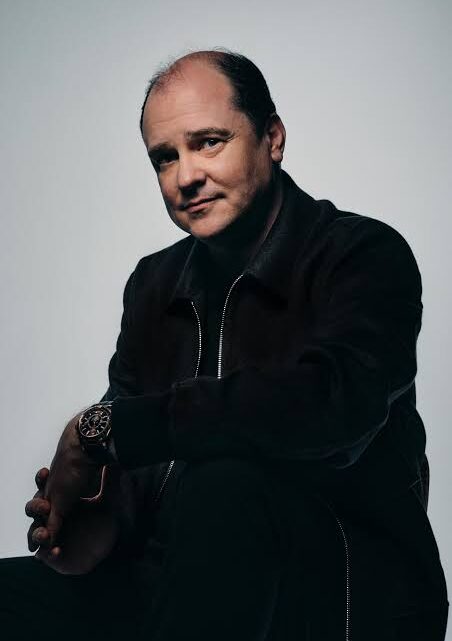 Mike Flanagan Biography: Wife, Awards, Movies, Age, Children, Net Worth, Height, Parents, Religion