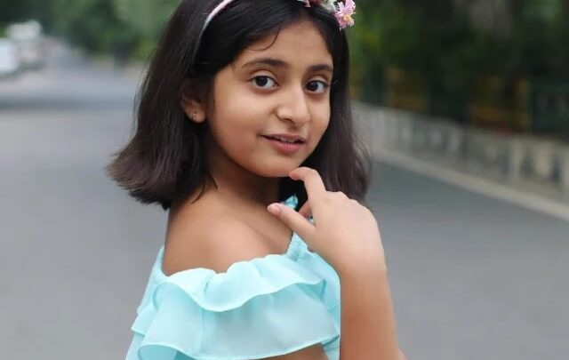 Anantya Anand Biography: Parents, YouTube, Siblings, Religion, Age, Ethnicity, Height, Net Worth