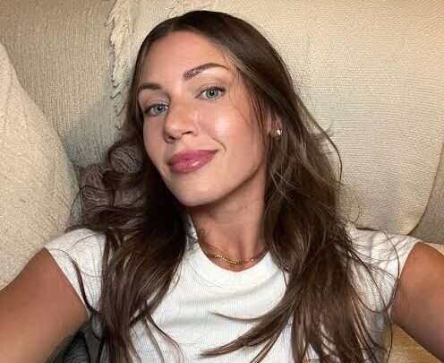 Kristen McKenzie Biography: Partner, Ethnicity, YouTube, Height, Age, Parents, Net Worth, Religion