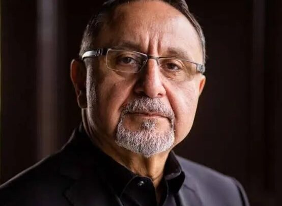 Ehsan Bayat Biography: Net Worth, Wife, Height, Age, Siblings, Business, Parents, Nationality