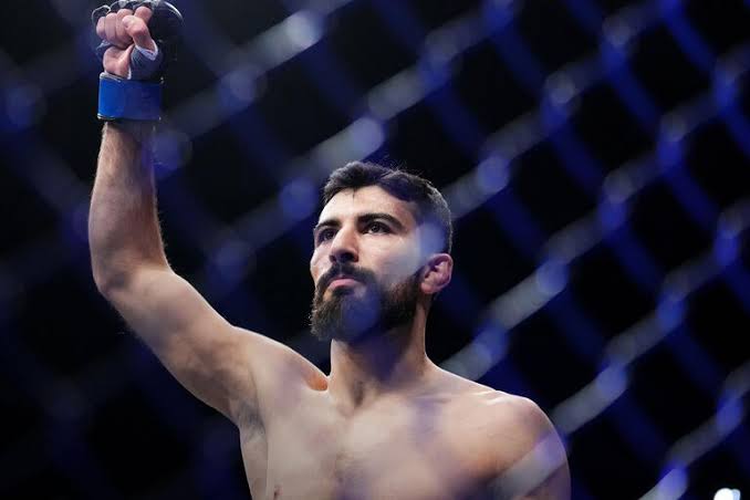 Farid Basharat Biography: Girlfriend, Age, UFC, Net Worth, Parents, Height, Nationality, Instagram