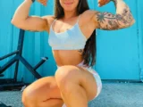 Briana Negron Biography: Age, Net Worth, Powerlifting, Height, Coach, Parents, Records, Spouse