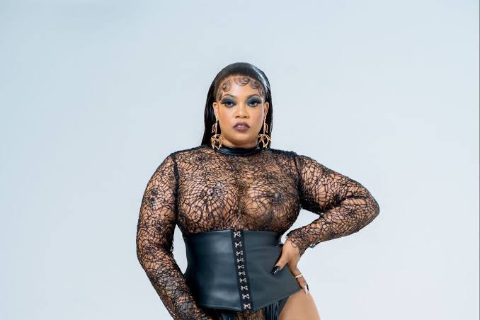 Dovey Magnum Biography: Boyfriend, Instagram, Net Worth, Age, Height, Parents, Awards, Real Name, Songs, Religion