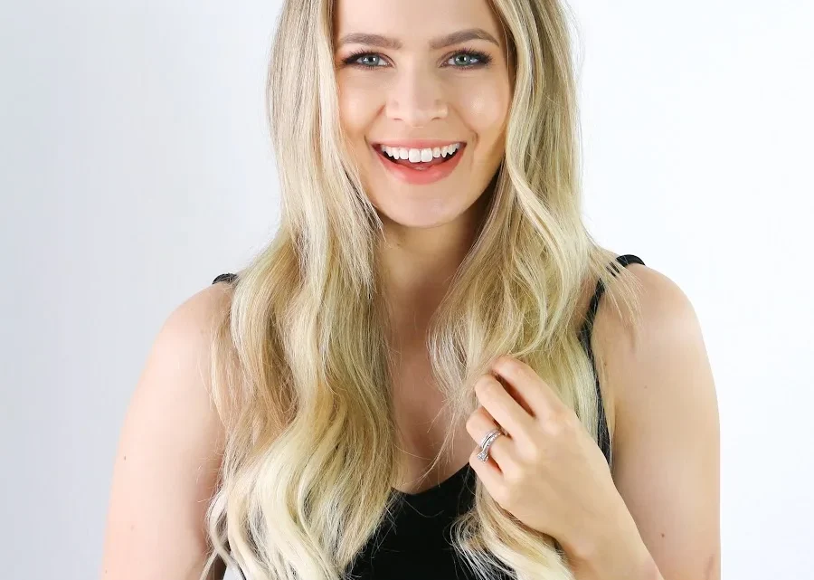 Kayley Melissa Biography: Fiancée, Age, Net Worth, Height, YouTube, Divorce, Hairstyling Career