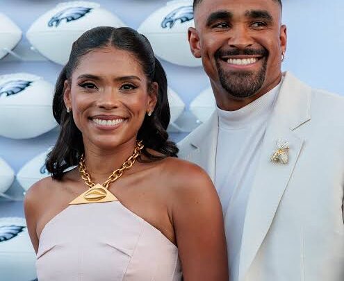 Bry Burrows Biography: Husband, Ethnicity, Net Worth, Parents, Instagram, Religion, Height, Age