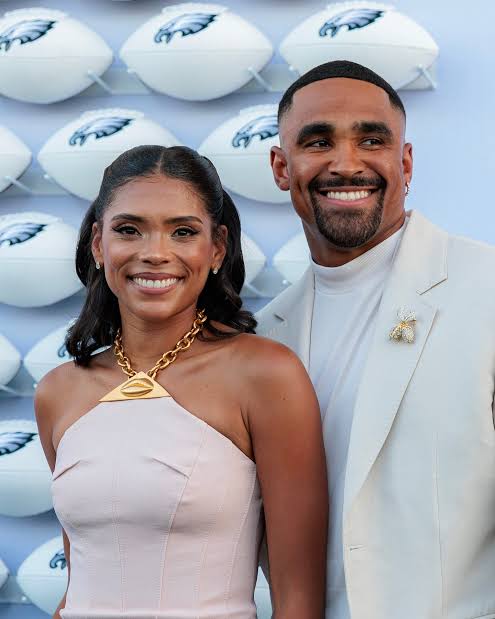 Bry Burrows Biography: Husband, Ethnicity, Net Worth, Parents, Instagram, Religion, Height, Age