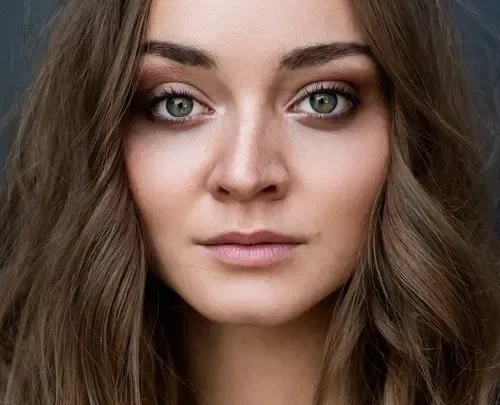 Laura Bilgeri Biography: Songs, Net Worth, Age, Height, Ethnicity, Parents, Movies, Songs, Religion