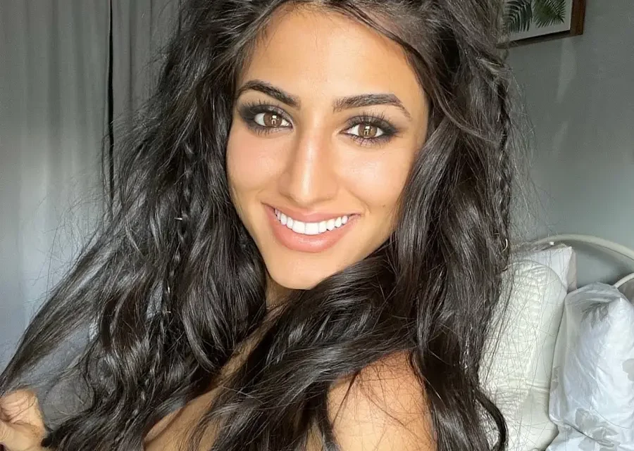 Maria Aiello Bio: Age, Salon, Net Worth, Height, Parents, Husband, TikTok, Career