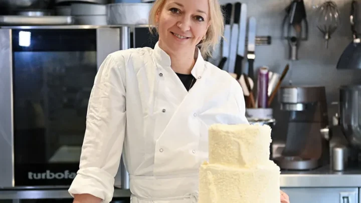 Claire Ptak Biography: Age, Wedding Cake, Cookbooks, Net Worth, Career, Bakery, Wiki, Spouse