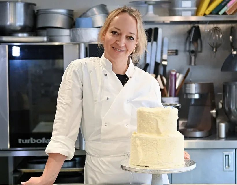 Claire Ptak Biography: Age, Wedding Cake, Cookbooks, Net Worth, Career, Bakery, Wiki, Spouse