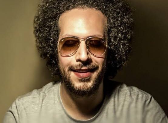 Sina Hejazi Biography: Ethnicity, Songs, Parents, Net Worth, Age, Height, YouTube, Partner