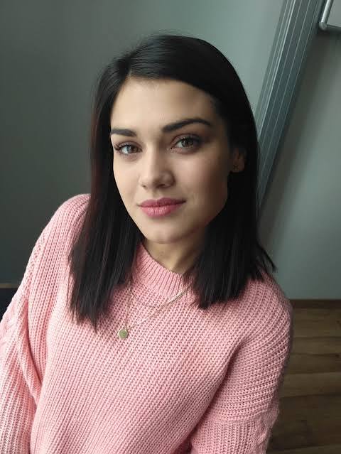 Andrea Kalousová Biography: Age, Boyfriend, Songs, Net Worth, Career, Miss World, Wiki, Instagram