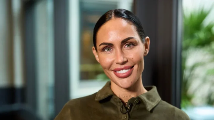 Anna Seneca Biography: Age, Son, Net Worth, Instagram, OnlyFans, Fitness, Lifestyle, Mom, Partner