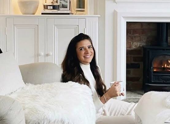 Jess Duxbury Biography: Age, Net Worth, Height, Career, YouTube, Ideal Home, Instagram, Spouse