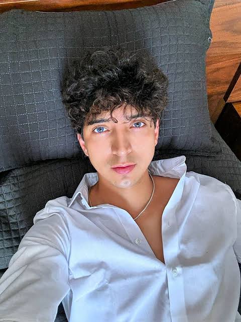 Caín Guzmán Biography: Age, Sister, Net Worth, TikTok, YouTube, Pranks, Career, Girlfriend