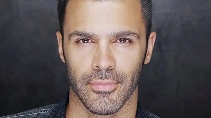 Sirvan Khosravi Biography: Record Label, Ethnicity, Songs, Parents, Height, Ethnicity, Age, Religion, Net Worth