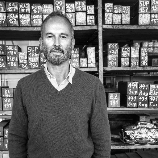 Erwin Wurm Biography: Books, Age, Sculptures, Net Worth, Wife, Height, Religion, Awards, Parents