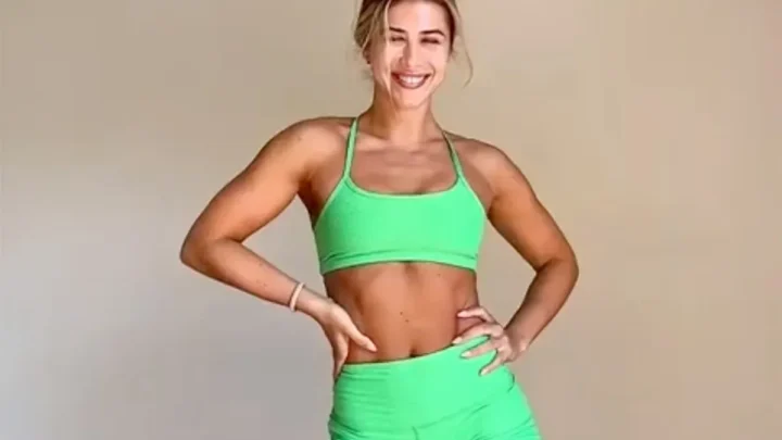 Courteney Fisher Biography: Height, Age, Wikipedia, Net Worth, Boyfriend, Pictures