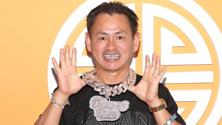 Johnny Dang Biography: Net Worth, Height, Age, Wife, Children, Parents, Store, Family
