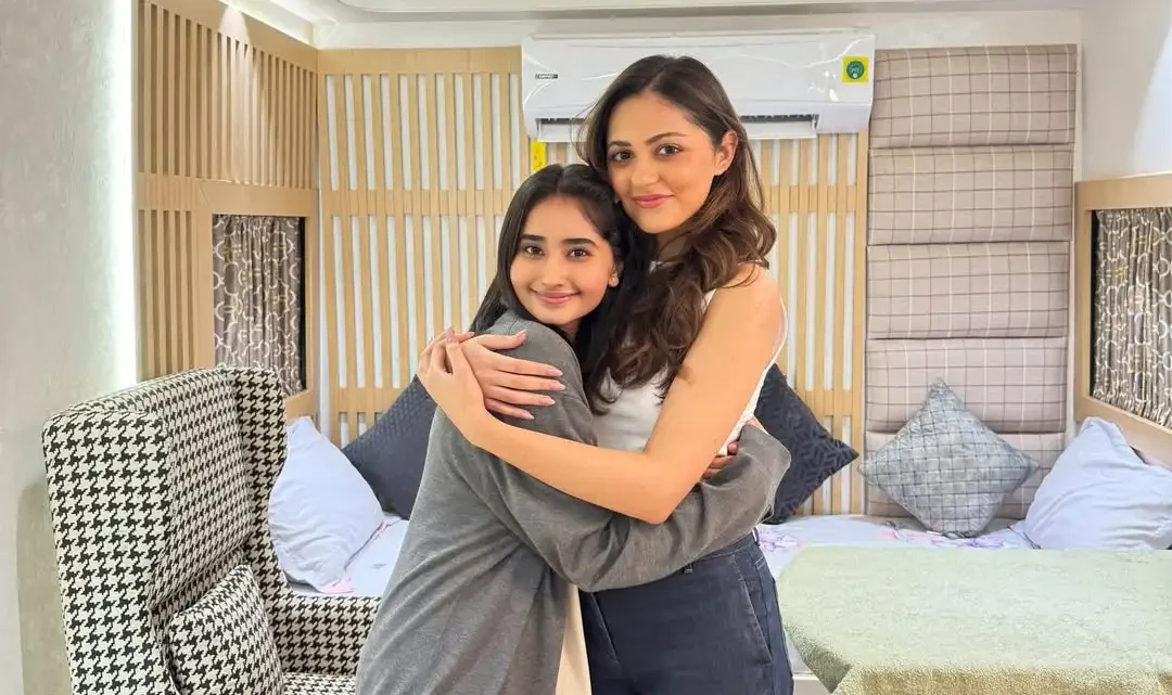 Chahat Tewani Biography: Age, Height, Parents, Net Worth, Boyfriend, Movies, Sister, TV Shows