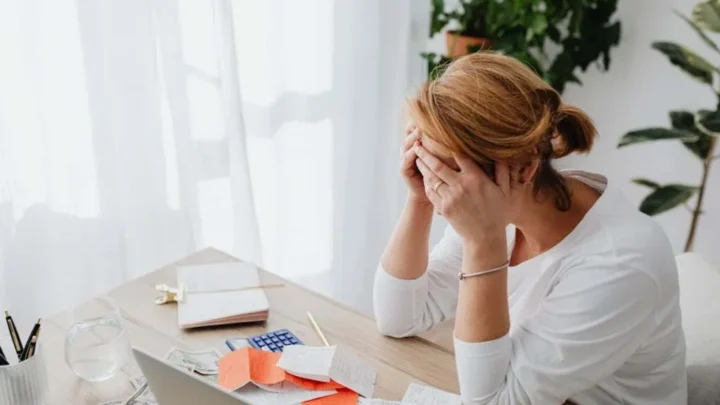 The Psychology of Money: Why Income Increases Do Not Always Reduce Financial Stress